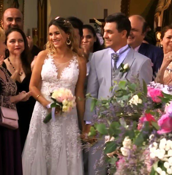 Macarena y Mike terminaron juntos en temporada 10 de 'Al Fondo Hay Sitio'. Captura/América TV