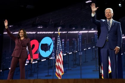 Kamala Harris, que será la primera mujer vicepresidente de Estados Unidos, junto a Joe Biden, en el acto en que fue presentada la fórmula demócrata