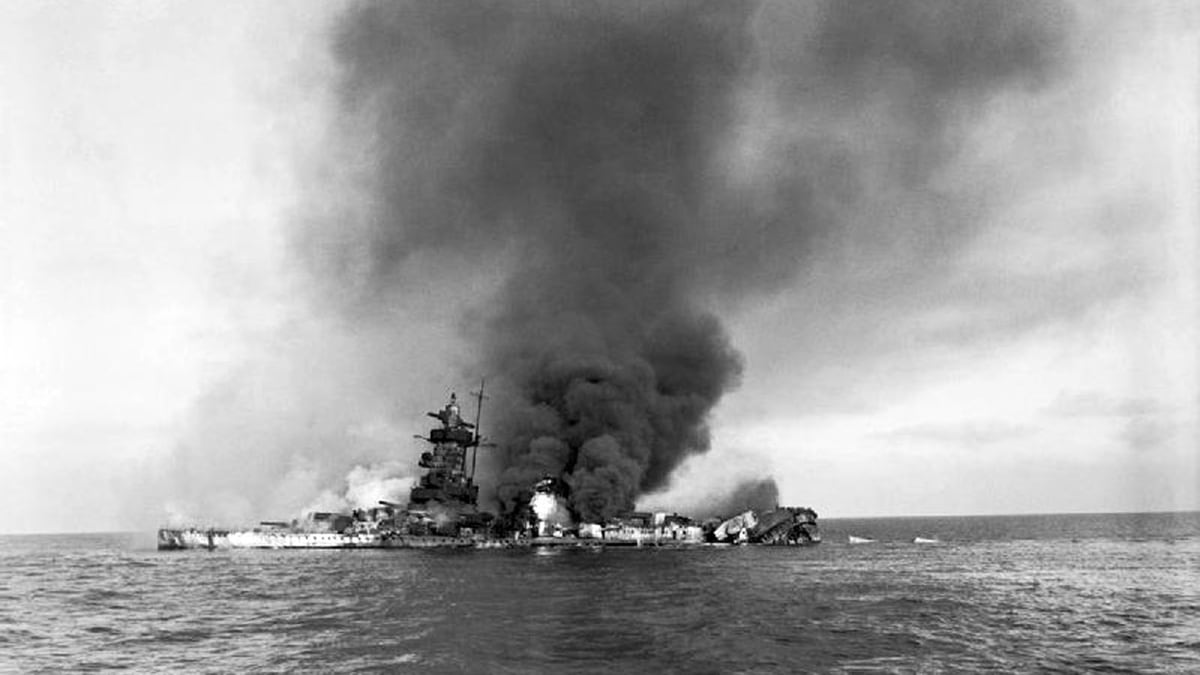 Resultado de imagen para Graf Spee explotion