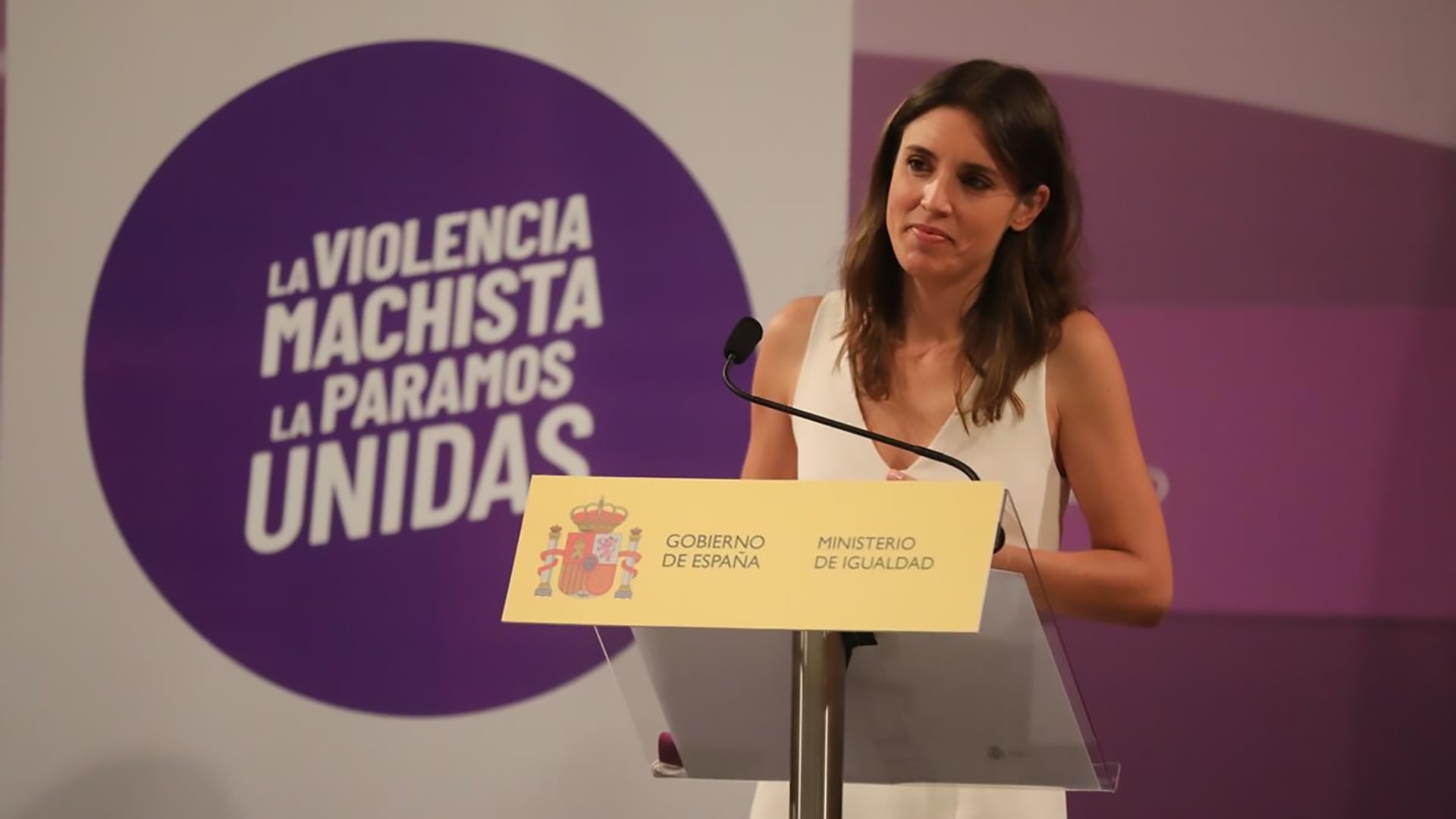 Irene Montero se inspiró en el caso de La Manada de Pamplona y en la consigna "¡No fue abuso!" para diseñar la Ley del "Sólo sí es sí"