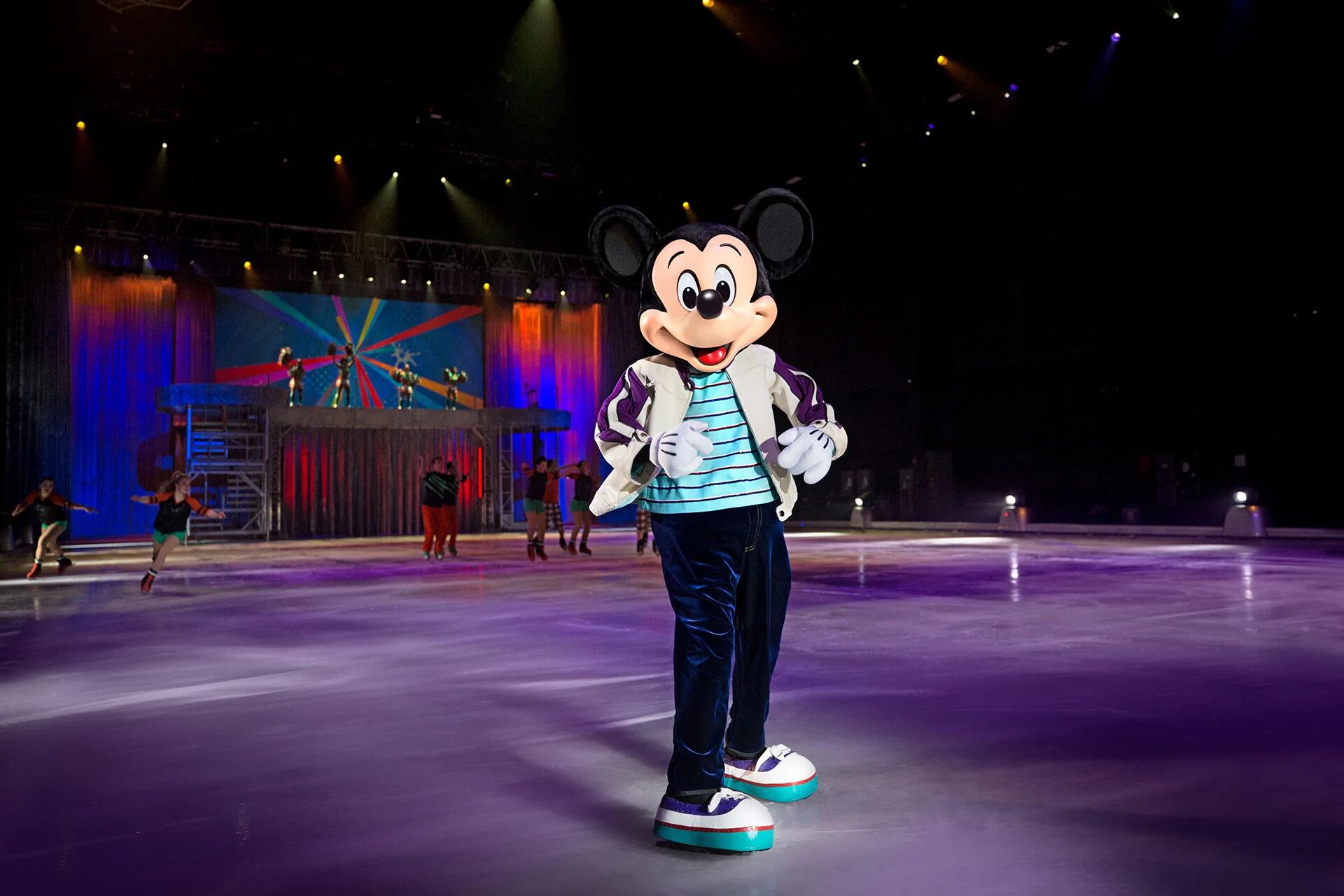 Con todos los personajes de las películas, ¡Disney On Ice: 100 Años de Emoción! vuelve a traernos a Mickey, Minnie y todos sus amigos 