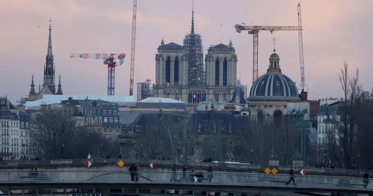 Dismantling of scaffolding begins at Notre Dame Cathedral