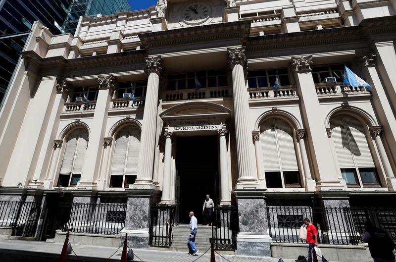 El BCRA no subirá este jueves la tasa de política monetaria . REUTERS/Agustin Marcarian