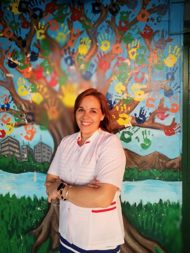 Carolina Muñoz da clases en Bandera, una pequeña ciudad santiagueña