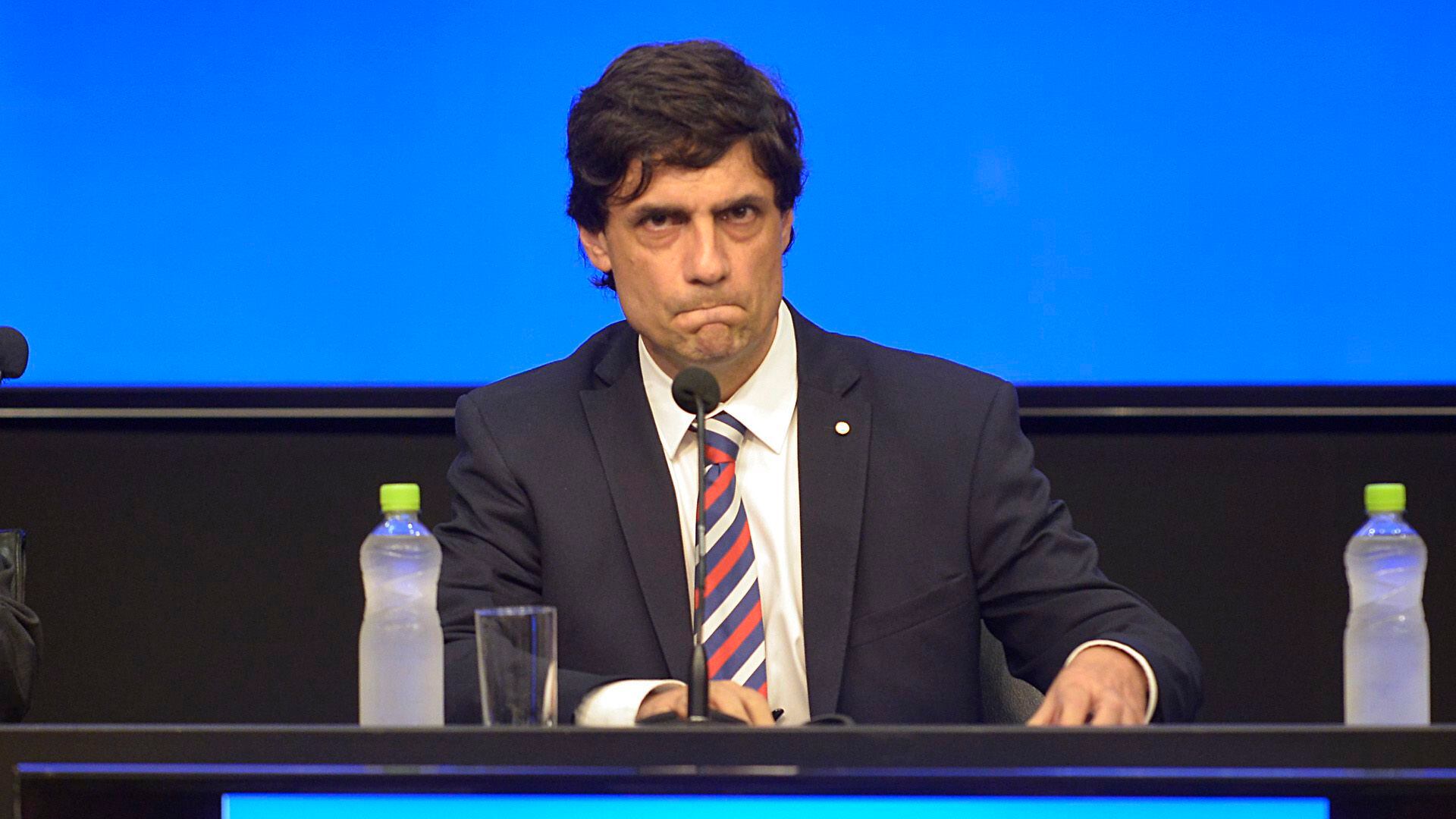 Hernán Lacunza, ministro de Hacienda durante la conferencia de prensa en la que anunció el reperfilamiento de la deuda de corto plazo (Gustavo Gavotti)