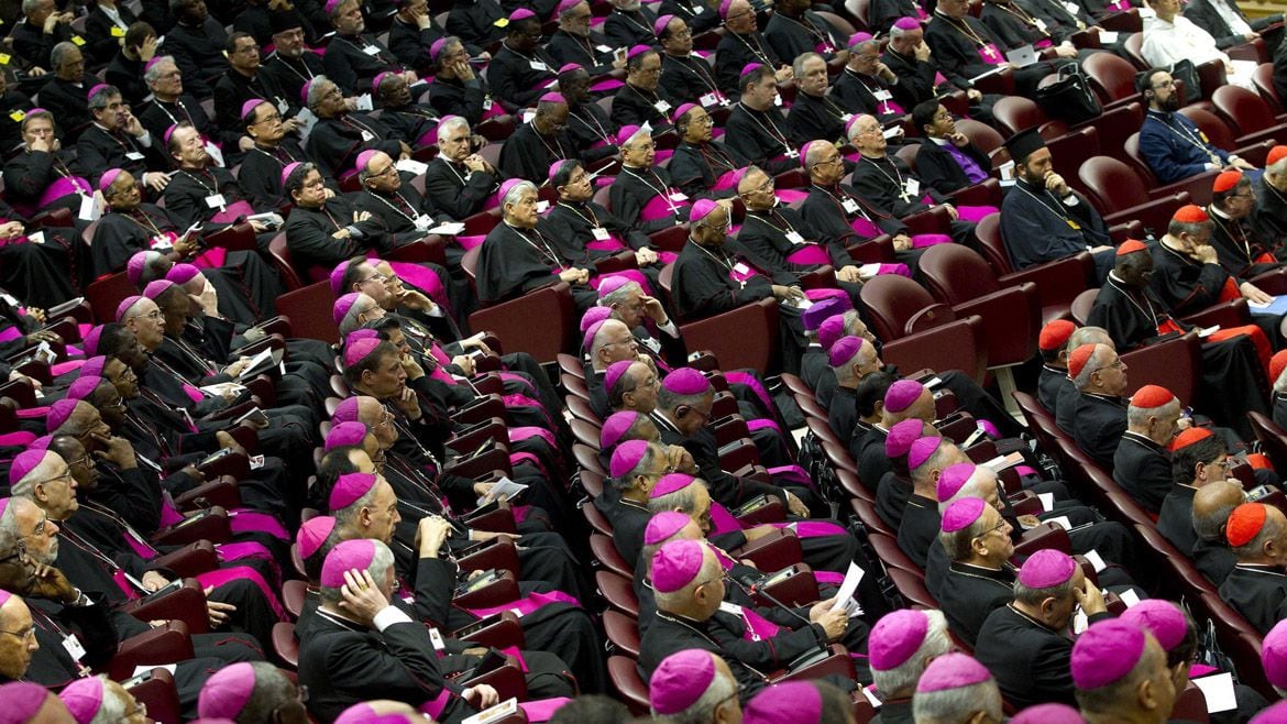 Obispos en el Sínodo (archivo)