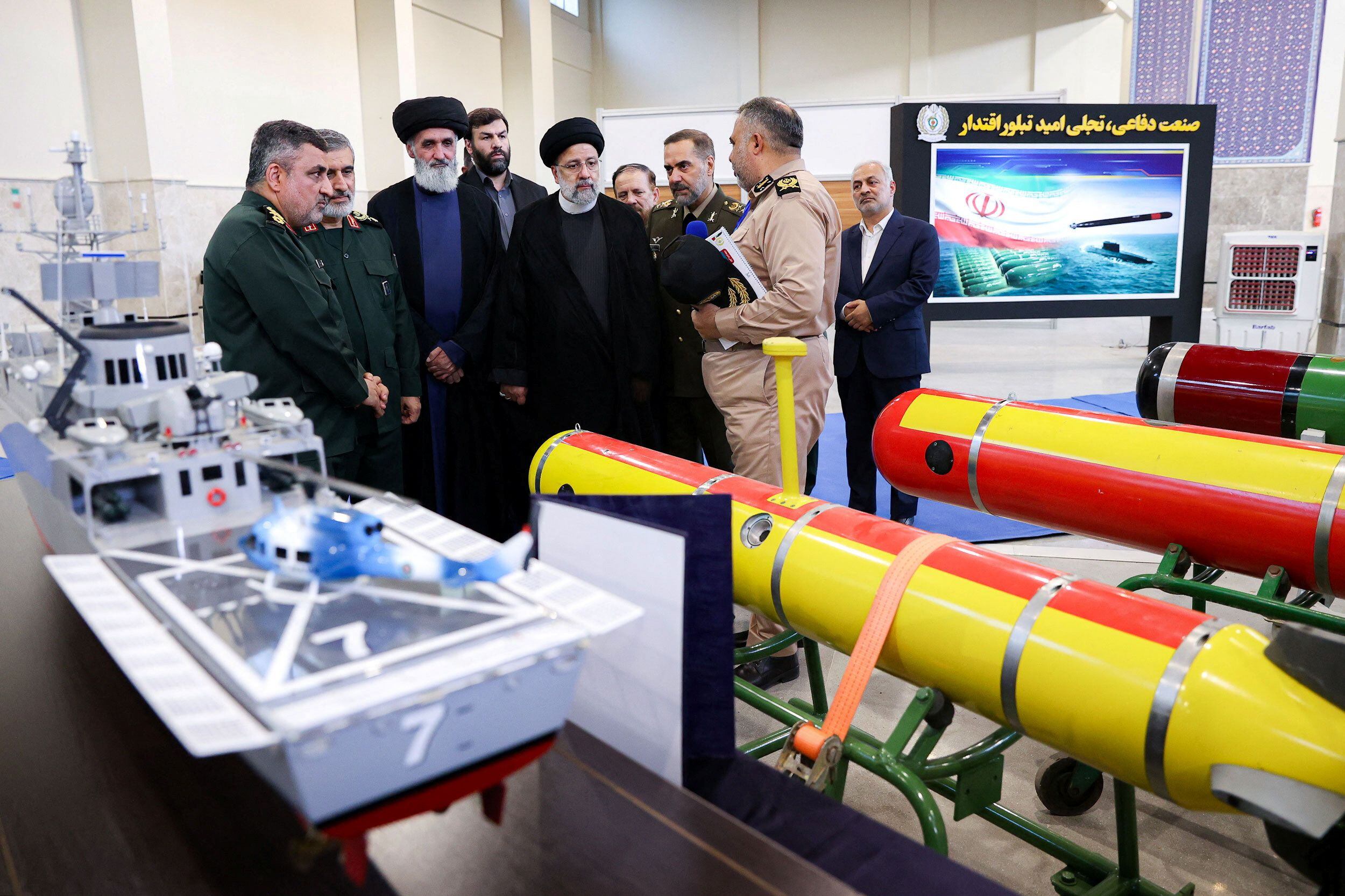 En marzo, Irán anunció la puesta en marcha de una cadena de montaje para la fabricación de aviones Yasin (REUTERS)