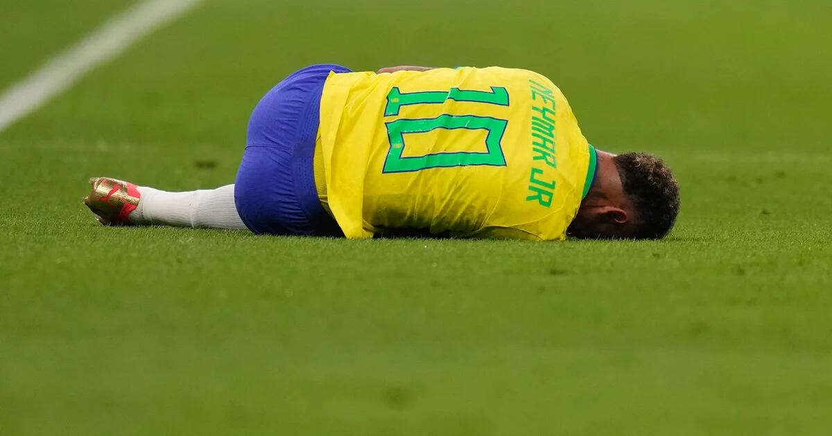 Neymar cantando es lo que necesitas ver hoy, pero no escuchar
