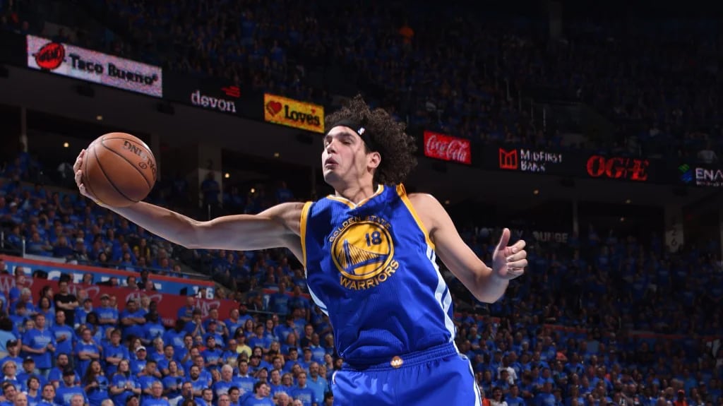 El brasileño Anderson Varejao renovó su contrato con Golden State Warriors (AFP)