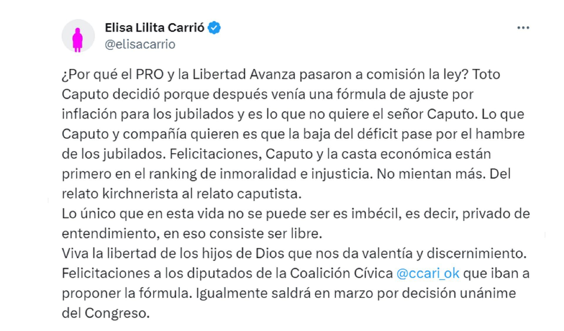 El posteo de Elisa Carrió
