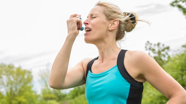 Los trabajos de alta intensidad pueden derivar en el asma inducida por el ejercicio (Getty)