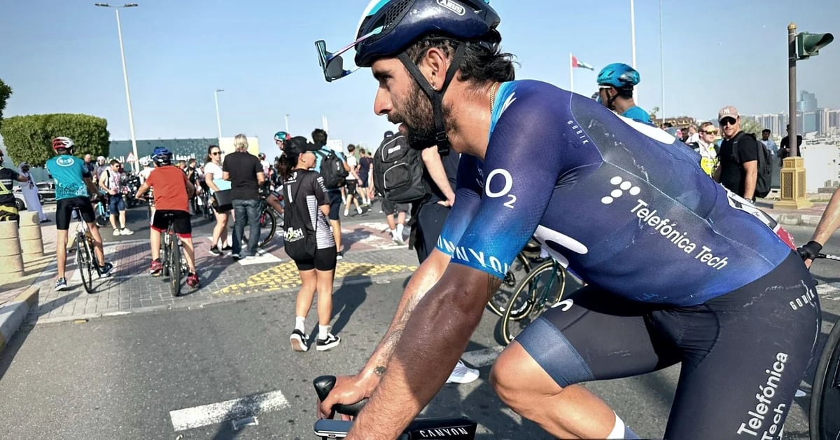 Fernando Gaviria tried again on the UAE Tour but couldn’t win stage six