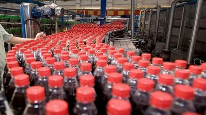 La mexicana FEMSA es la principal embotelladora de Coca Cola en el país