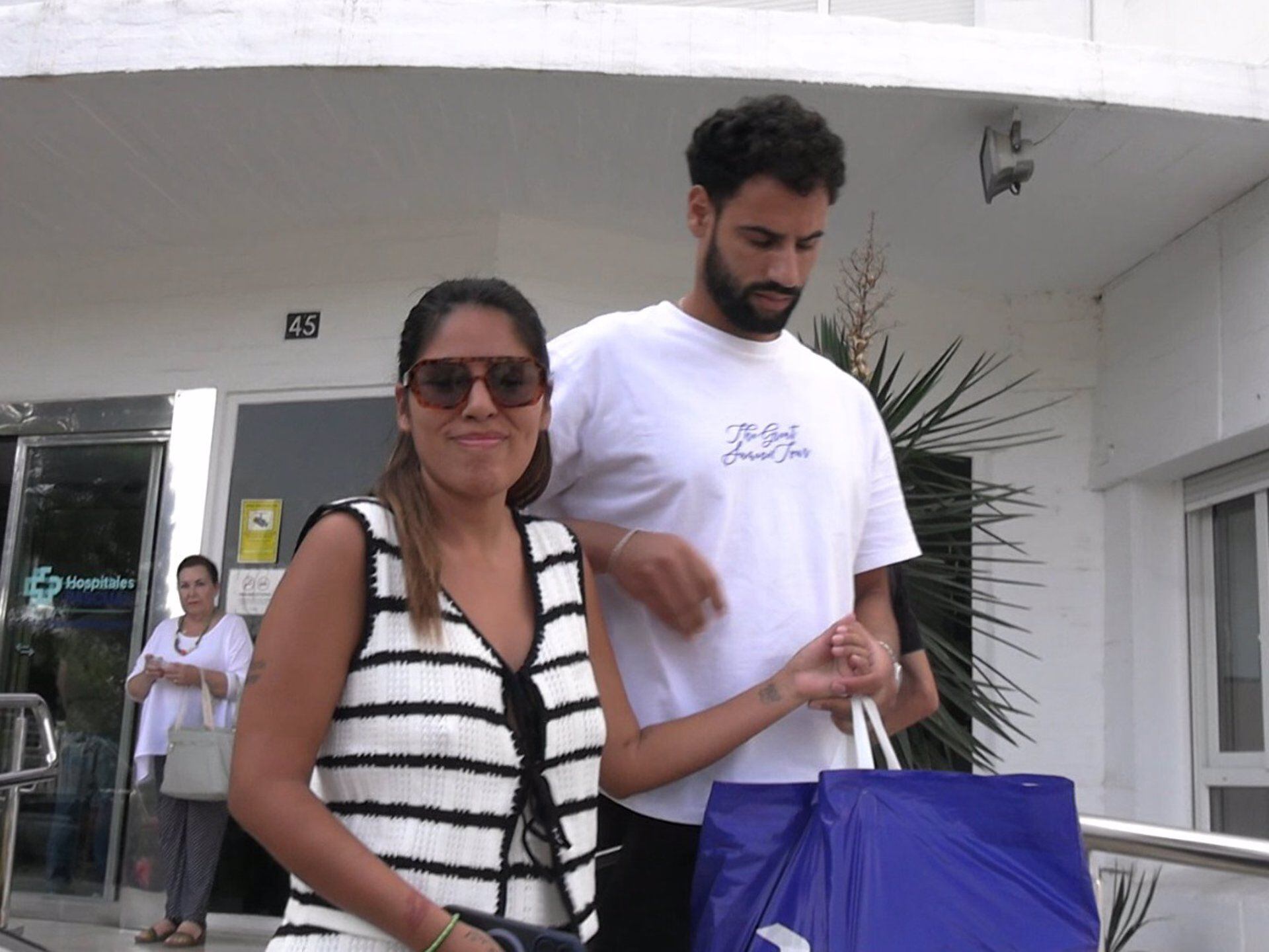 Isa Pantoja abandona el hospital y revela, emocionada, si su madre se ha  interesado por ella - Infobae