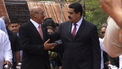 Desi Bouterse con Nicolás Maduro