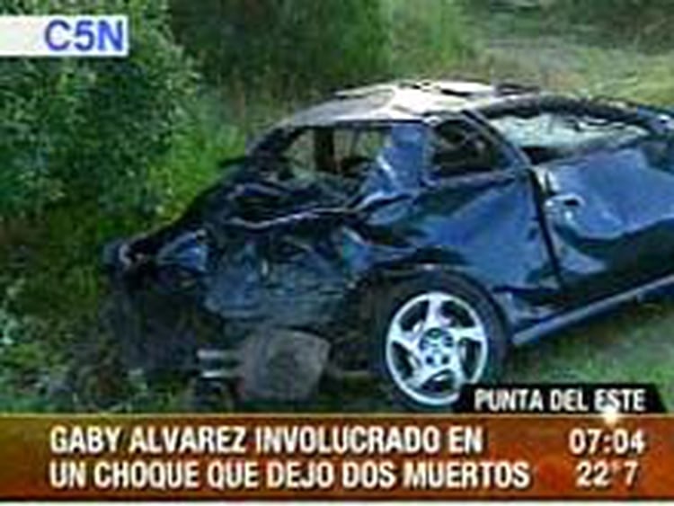 Así quedó el auto de Gaby Álvarez luego del choque (captura televisiva)