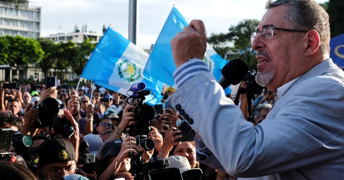 A judge in Guatemala suspended candidate Bernardo Arevalo’s political party after formally sending it to the polls.