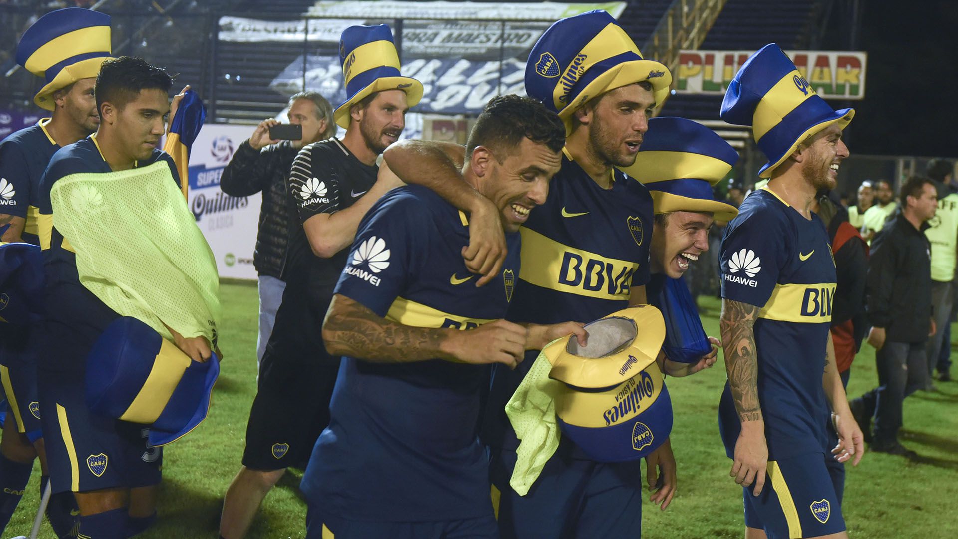 Julio Buffarini, ex compañero y campeón con Carlos Tevez en Boca Juniors, suena como refuerzo de Independiente (Foto: NA)