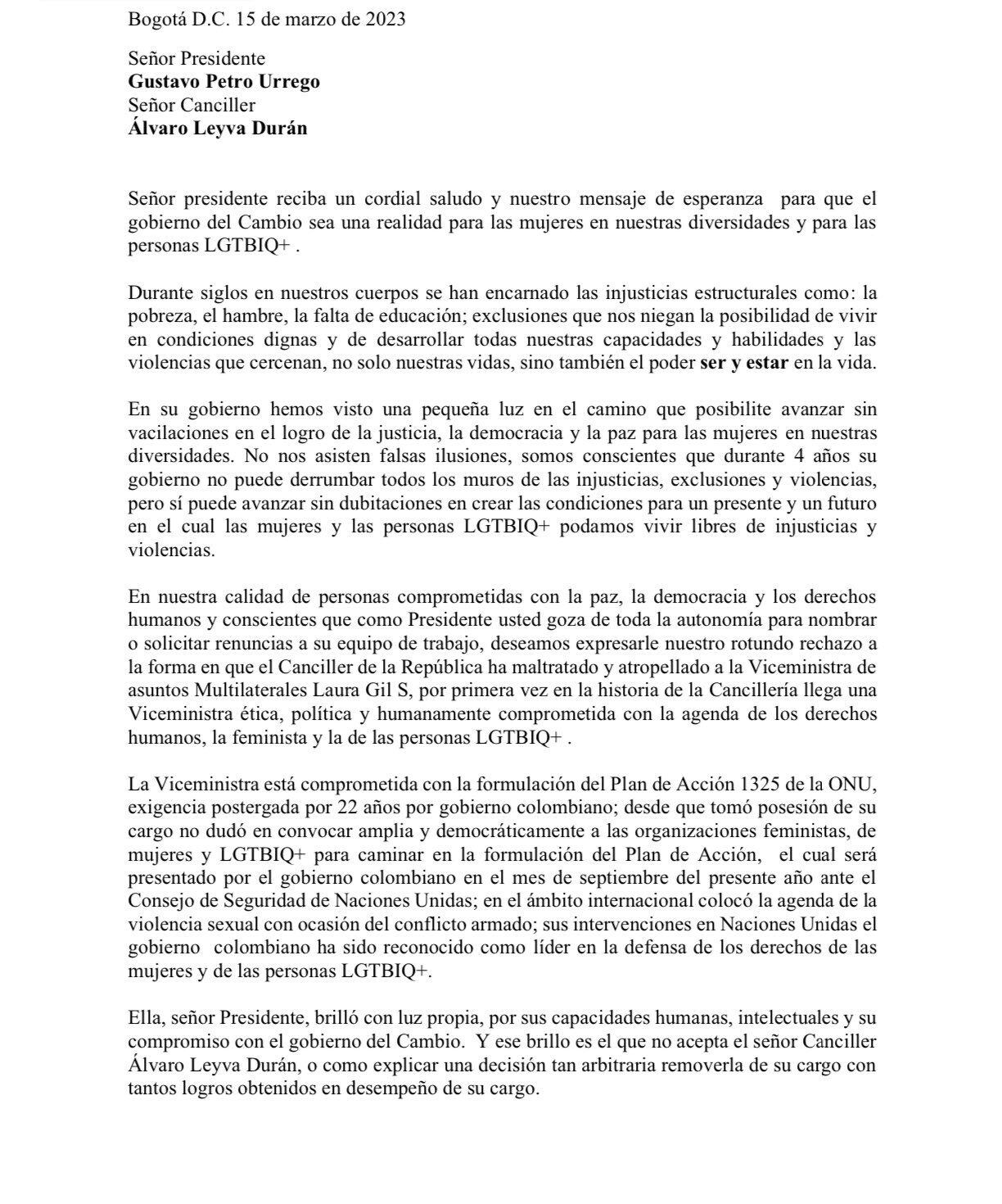 Carta contra la salida de Laura Gil de la Cancillería