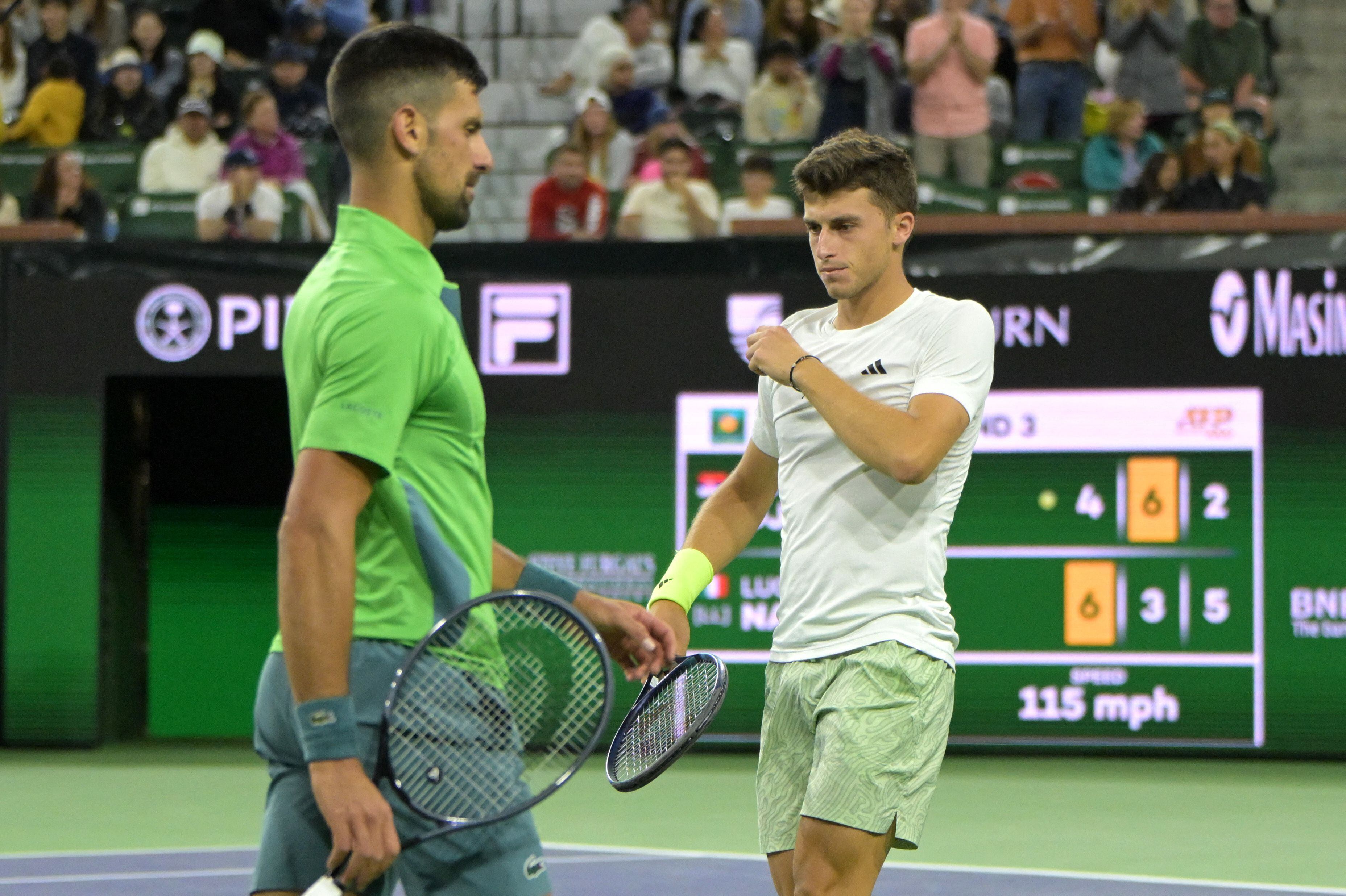 Djokovic cayó ante el 123 del ránking y se despidió del torneo (Reuters)