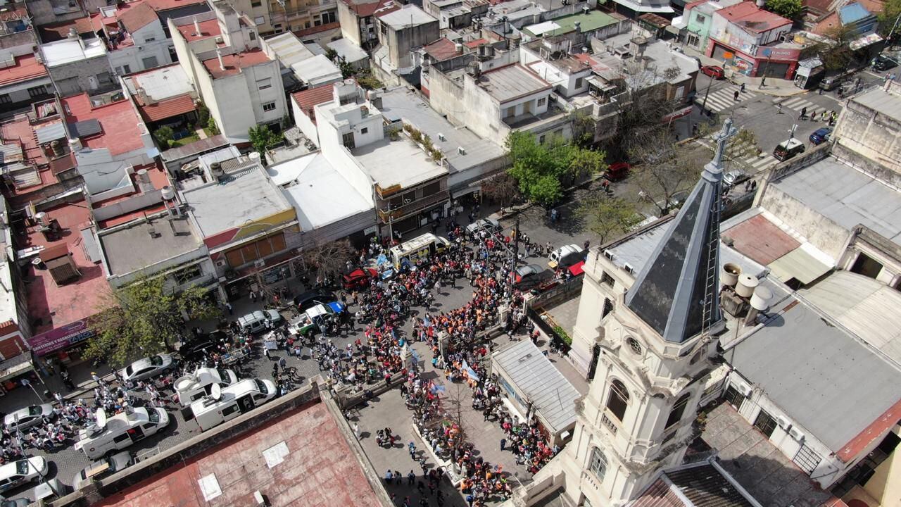 El grueso de la movilización partió a las 12 desde la iglesia de San Cayetano