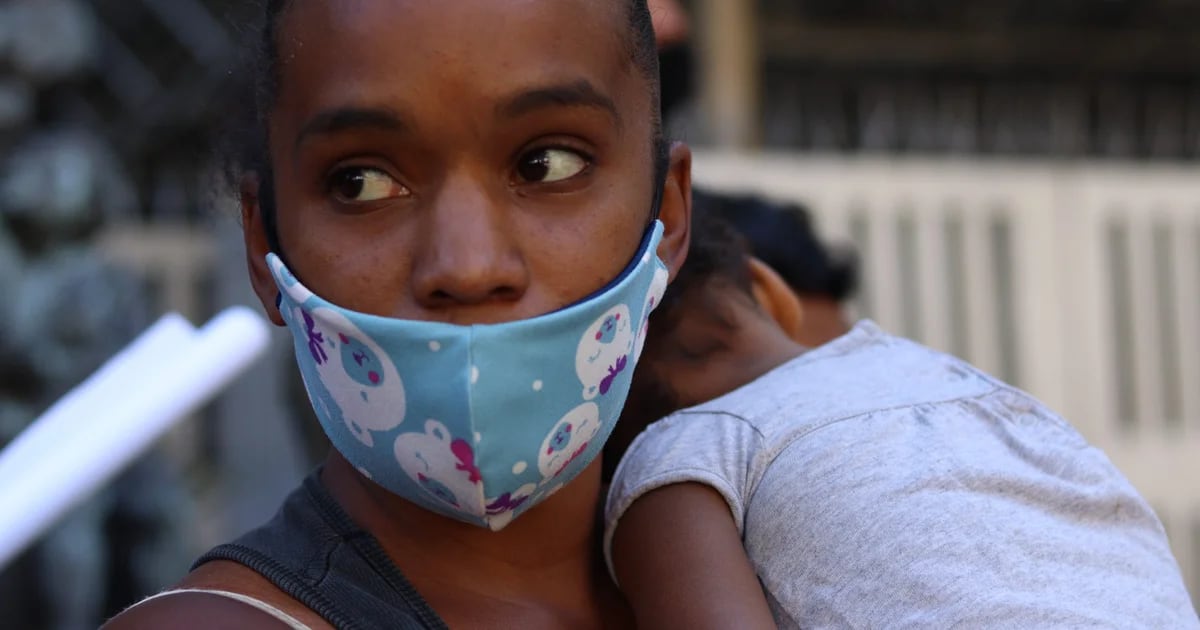 La crisi degli ospedali venezuelani: i compiti extra che devono fare le madri con bambini ricoverati