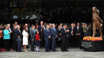 El día en que se inauguró la estatua de Néstor Kirchner en Ecuador  (Télam)