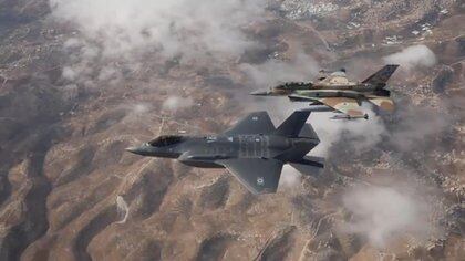 Un F-35 y un F-16I de la Fuerzas Aérea de Israel
