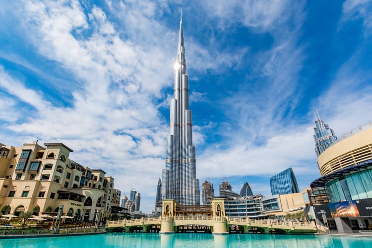 El rascacielo más alto del mundo tiene 58 ascensores, una superficie de 309.473 m2, y costó 1,5 mil millones de dólares (Shutterstock)