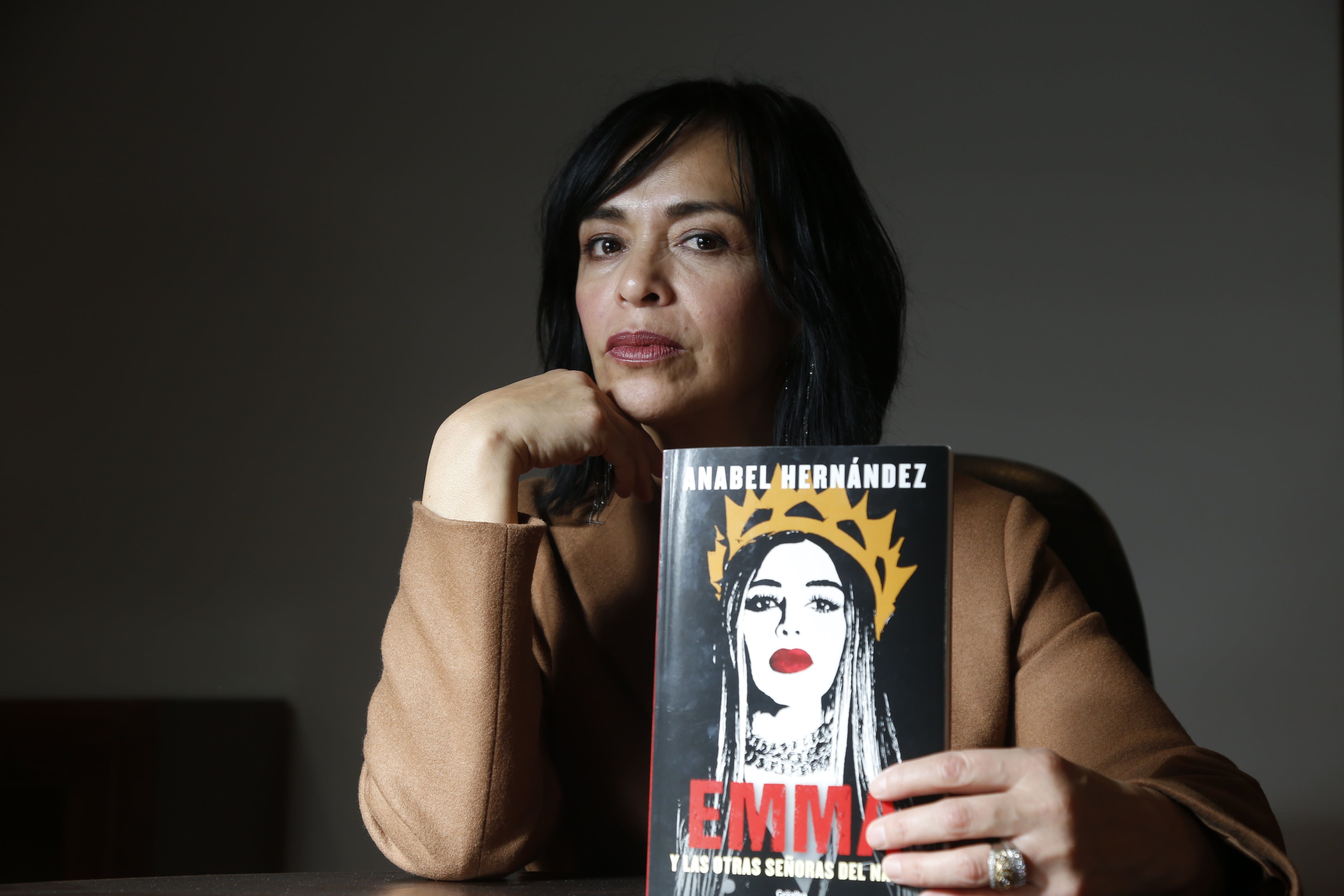 Anabel Hernández's book has sparked great controversy in the artistic milieu (Photo: EFE / Francisco Guasco)
