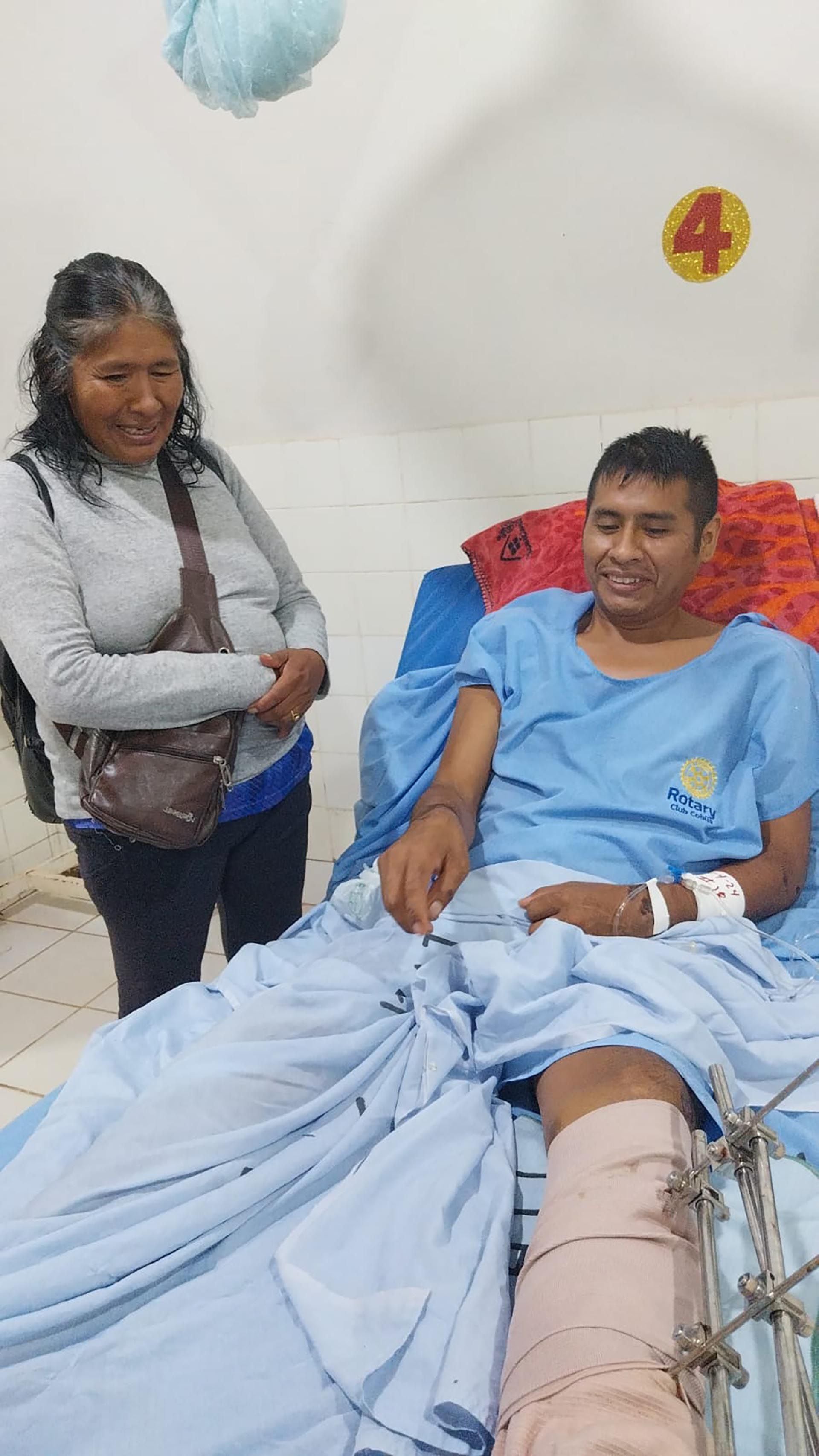 Atropellaron a un argentino en Bolivia y le piden $ 1,5 millón para operarlo