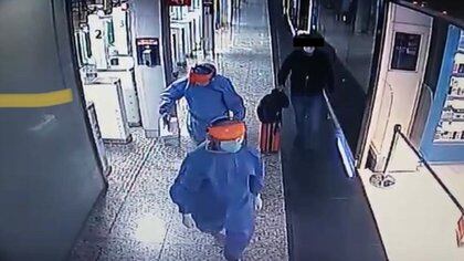 Un uomo d'affari è stato arrestato a Ezeiza per aver viaggiato con Covid. 