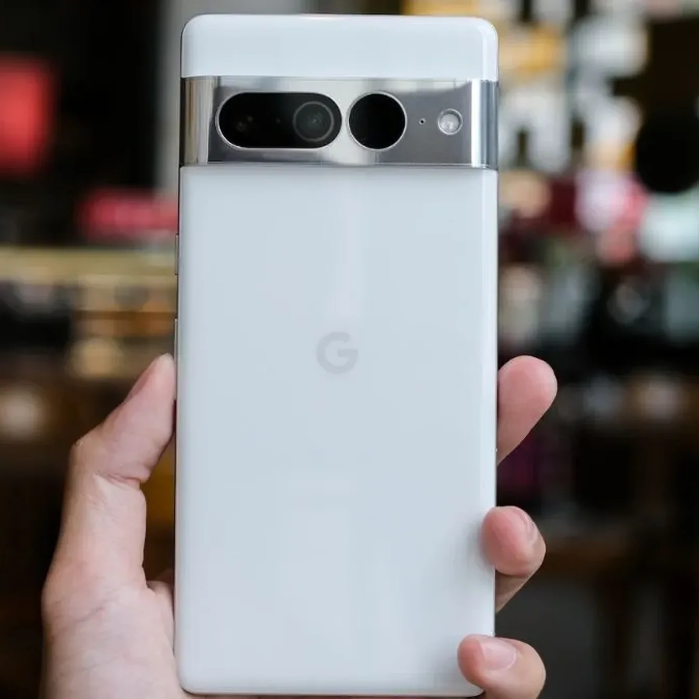 El Google Pixel 8 Pro se filtra en un vídeo desvelando su diseño real dos  días antes de su presentación