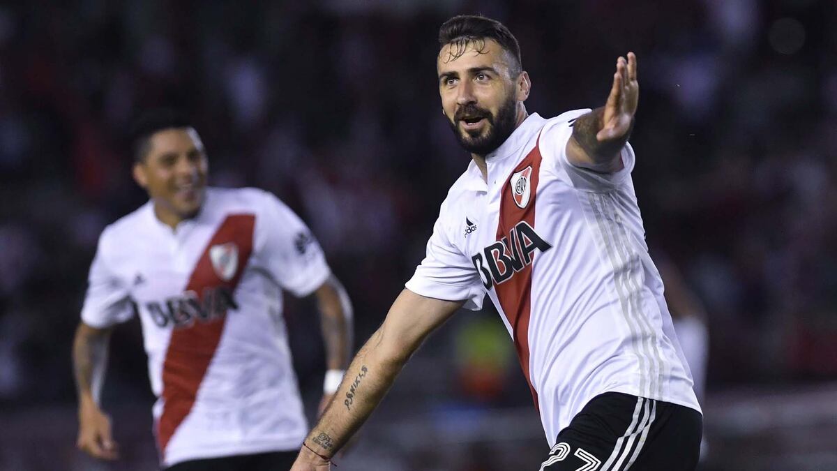 River y Estudiantes se medirán en el Monumental tras la segunda postergación: hora, TV y formaciones