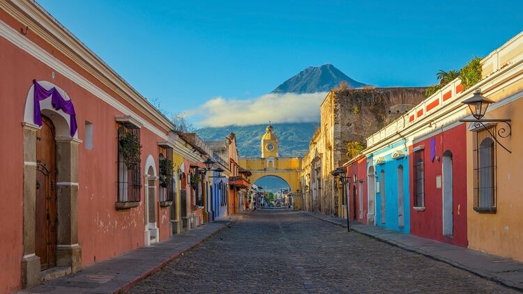 Los últimos descubrimientos confirman que Guatemala es el lugar indicado para sumergirse en la cultura maya, antes y ahora (Shutterstock)