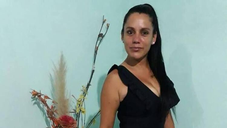 Luciana Vera tiene 34 aÃ±os y abusÃ³ del mejor amigo de su hijo, de 15