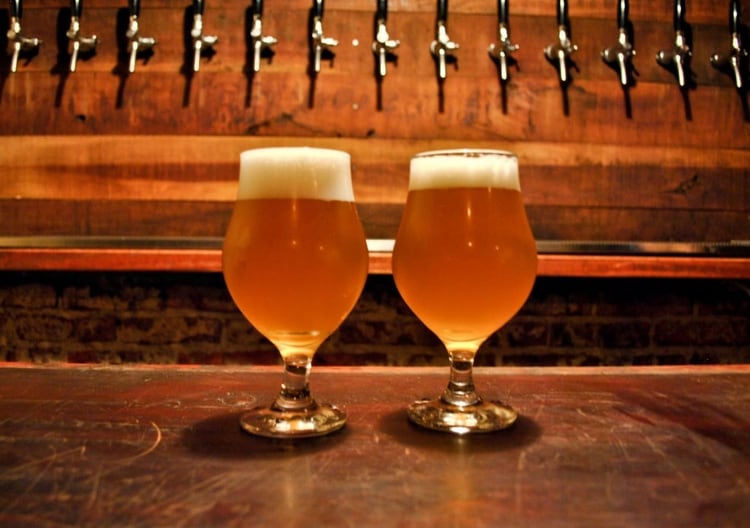 La Sunset Ale  es una de las más pedidas en la cervecería