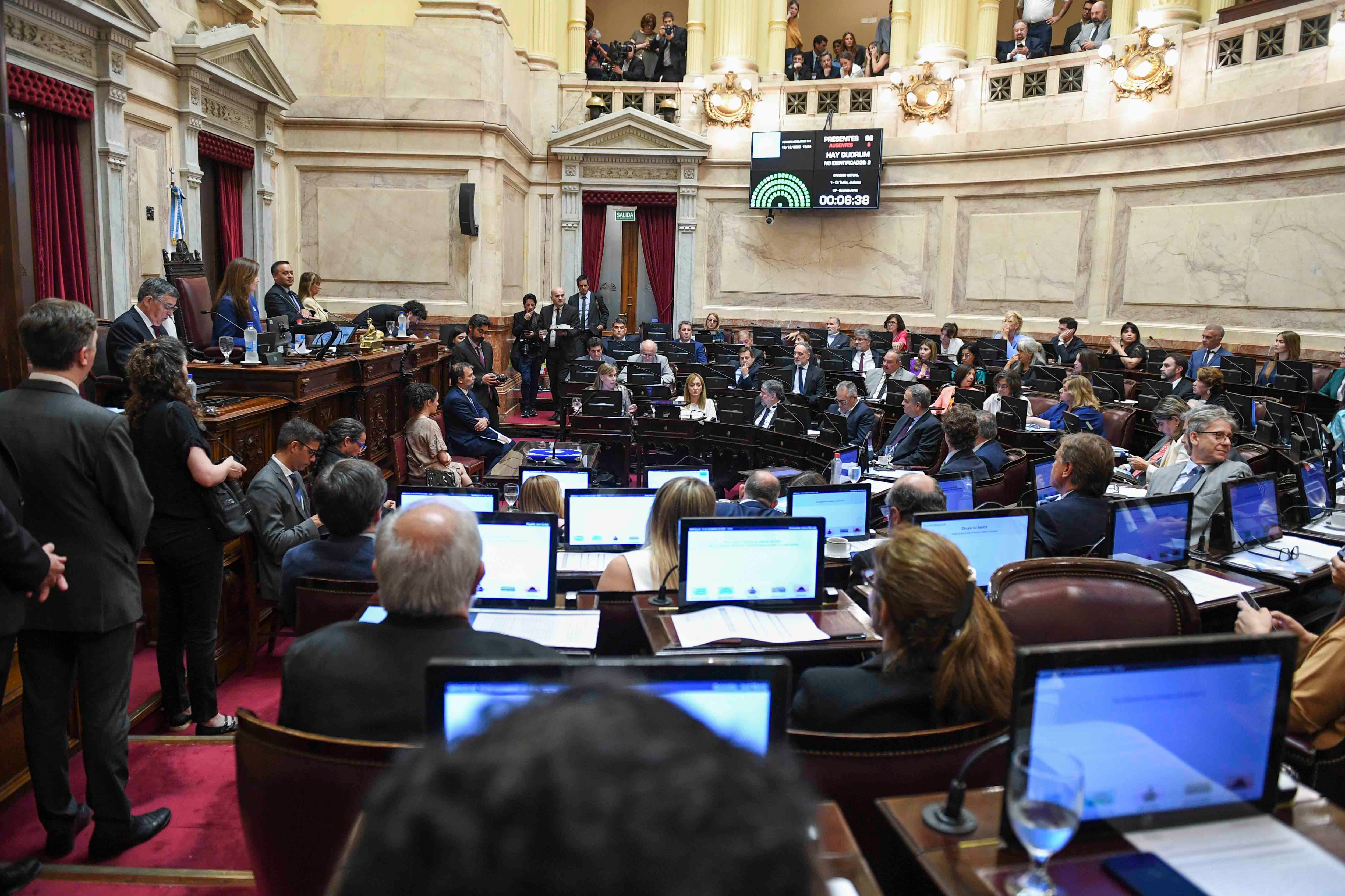 Sesión Pública Especial en el recinto del Senado de la Nación, en Buenos Aires, Argentina, el 13 de diciembre de 2023.  Fotos: /Comunicación Senado