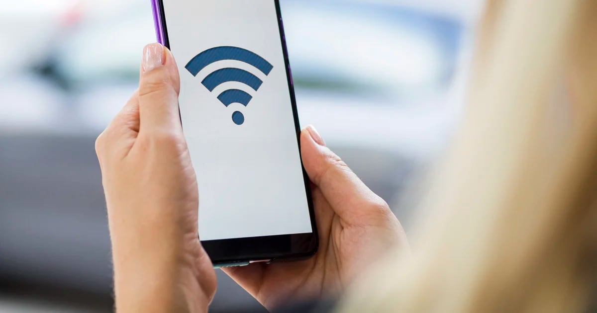 How to get your neighbors' Wi-Fi key without asking
