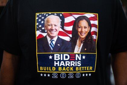 Una camiseta de la campaña de Joe Biden y Kamala Harris (ZUMA PRESS / CONTACTOPHOTO)
