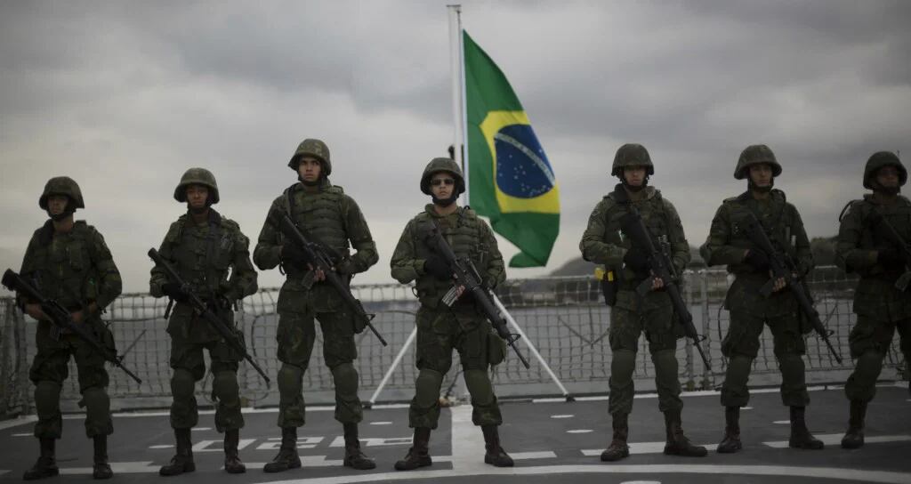 El ejército brasileña se entrena ante la posibilidad de un ataque terrorista (AP)