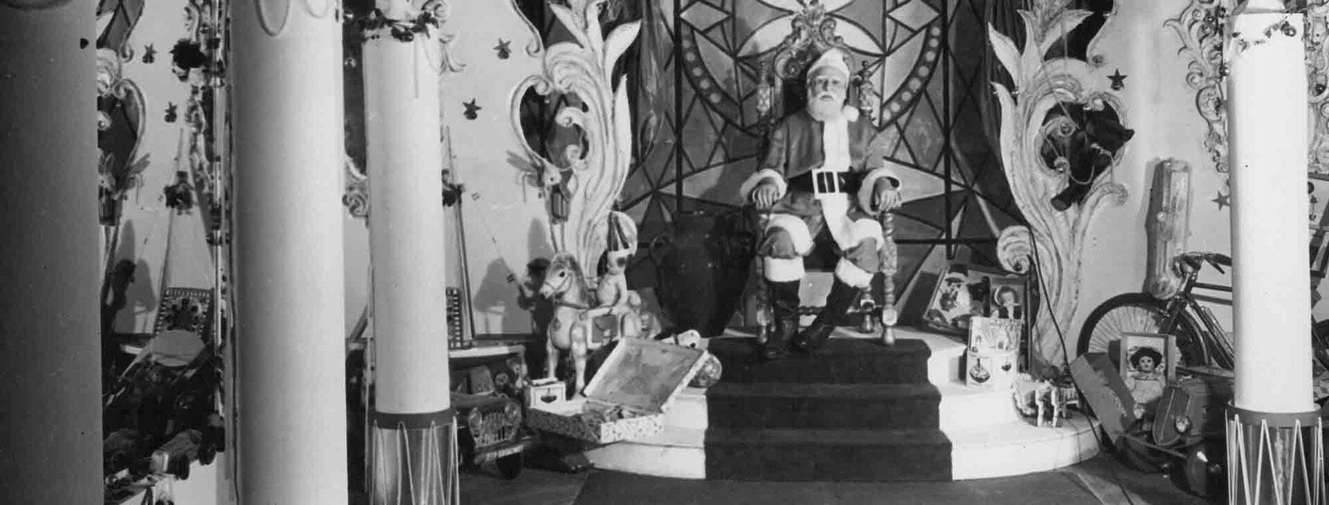 Un clásico de diciembre: los niños iban a ver a Papá Noel en Harrods (Archivo General de la Nación)