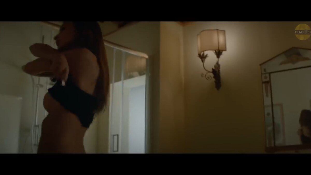 Emily Ratajkowski Al Desnudo En La Escena De Sexo De Su Nueva Película