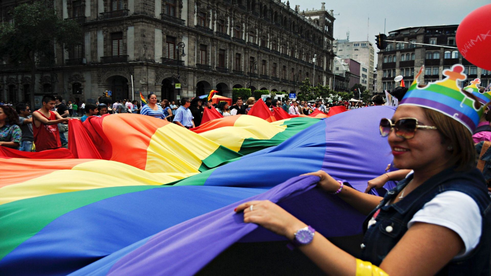 Marcha LGBT+ de la CDMX 2023: qué cantantes y famosos se mantendrán en el Zócalo