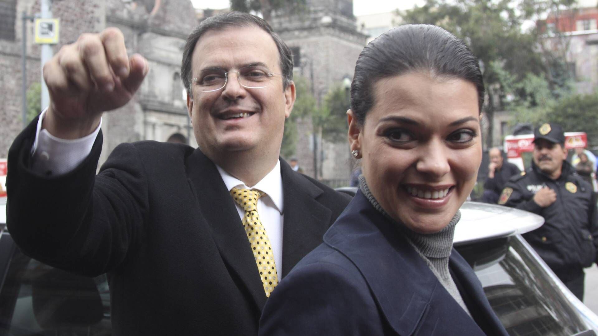 Rosalinda Bueso y Marcelo Ebrard se casaron después de 2 meses de noviazgo  (Foto: Cuartoscuro)