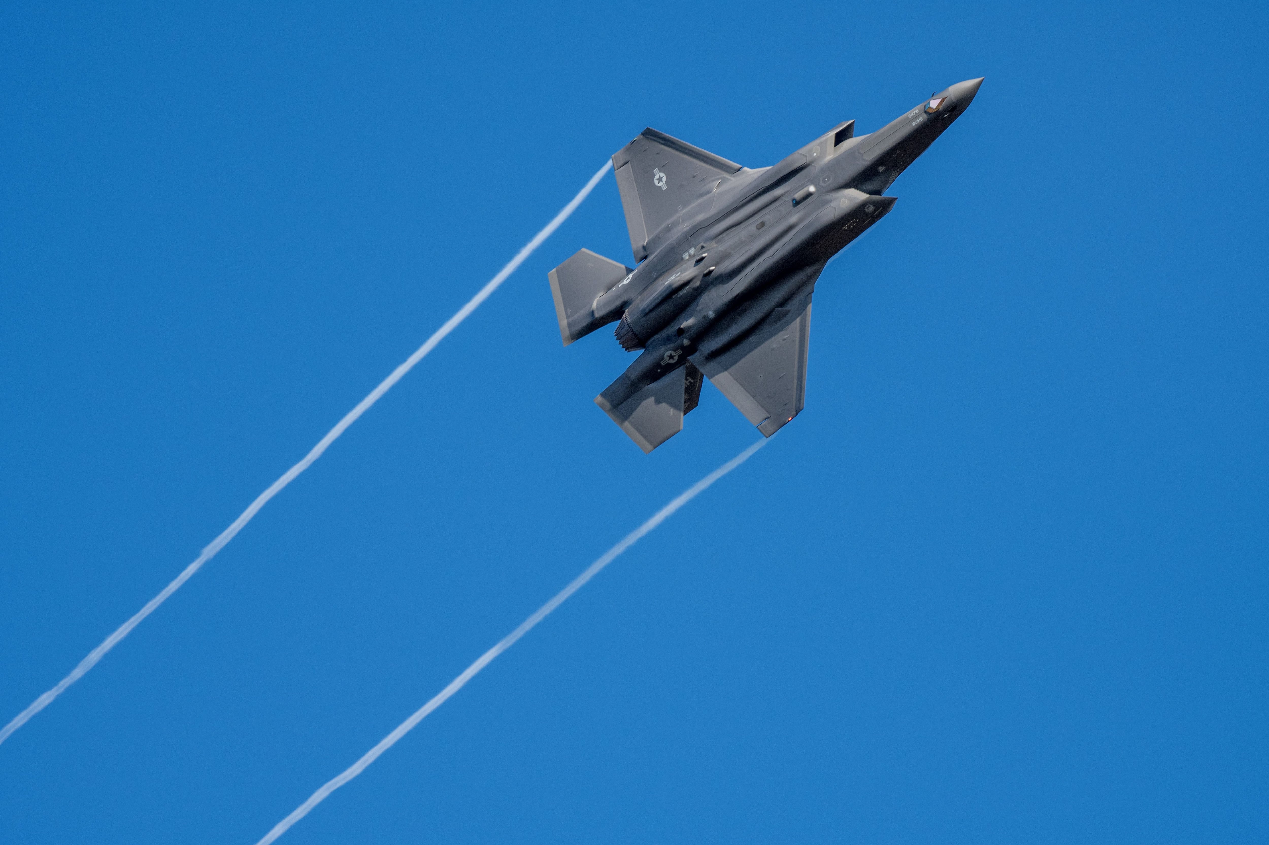 Los F-35 tienen la capacidad de no ser detectados por los radares del enemigo (Harald Tittel/dpa)

