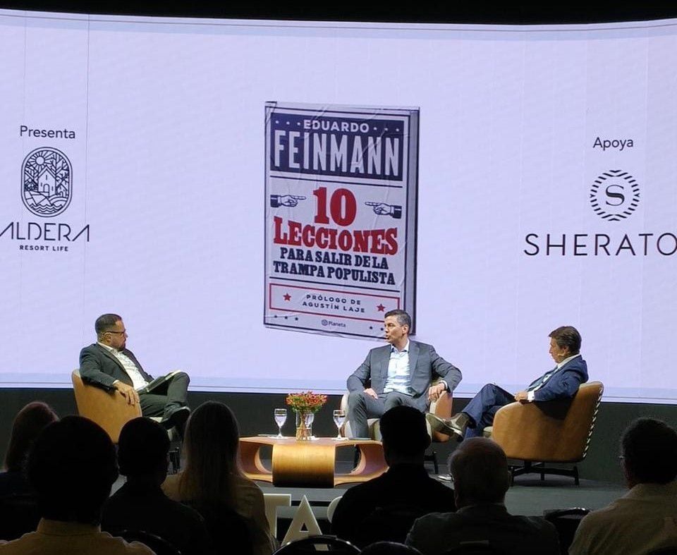 Presentación del libro de Feinmann en Paraguay