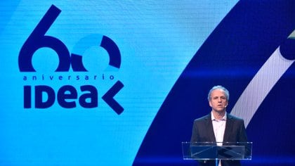 Roberto Alexander, presidente del 56° Coloquio de IDEA, durante su discurso de apertura