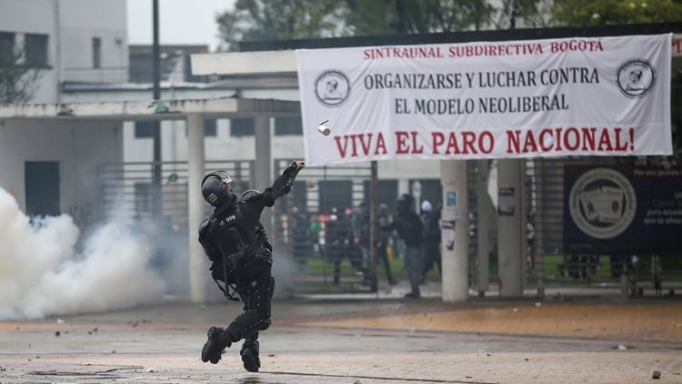 Tiene razón Piñera: "Estamos en Guerra" - Página 3 SWLKF7FA3RFUFIHNEUDWT5JHIU