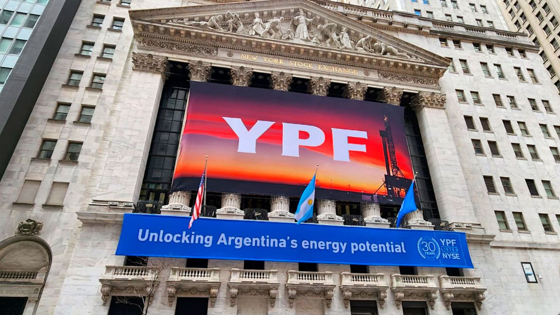 YPF-Wall-Street-Toque-de-campana